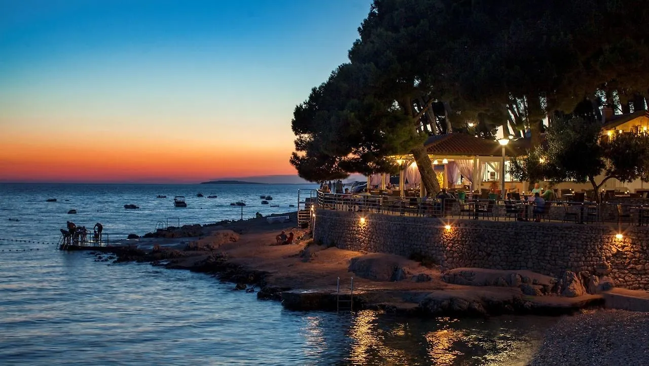 Losinj Glamping - Camp Cikat - Wild Mali Lošinj Luxusní stan