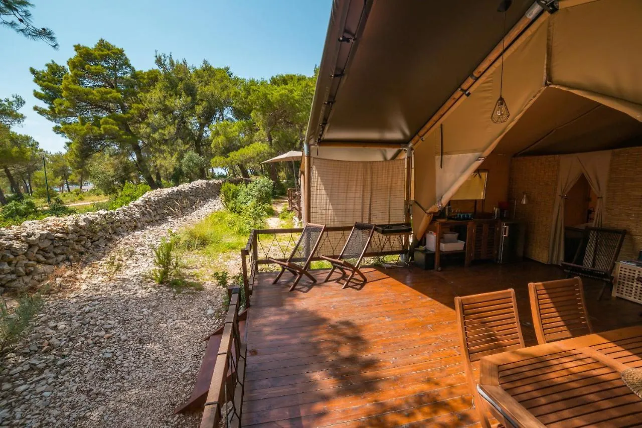 Losinj Glamping - Camp Cikat - Wild Mali Lošinj 4*,  Chorvatsko